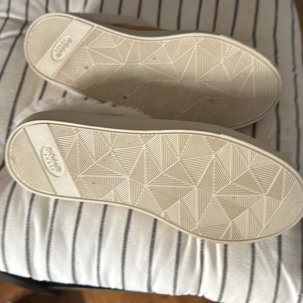 Dr. Scholls Shoes NWTO - Picture 2 of 3